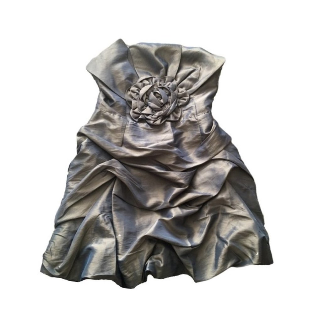 NEW Metallic Green Ruffle Bubble Strapless Mini Dress | Size S